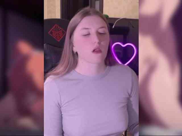 AngelRoxy21 webcam