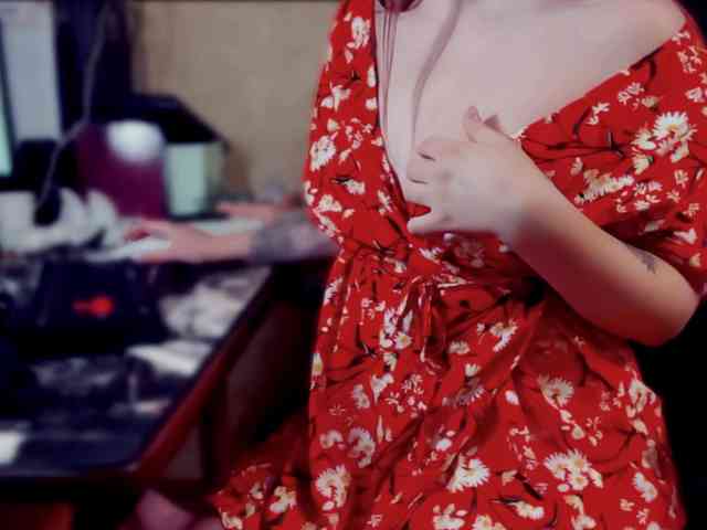 AngelRoxy21 webcam
