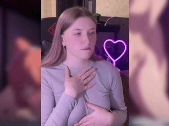 AngelRoxy21 webcam