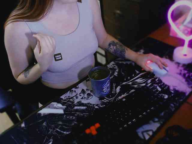 AngelRoxy21 webcam
