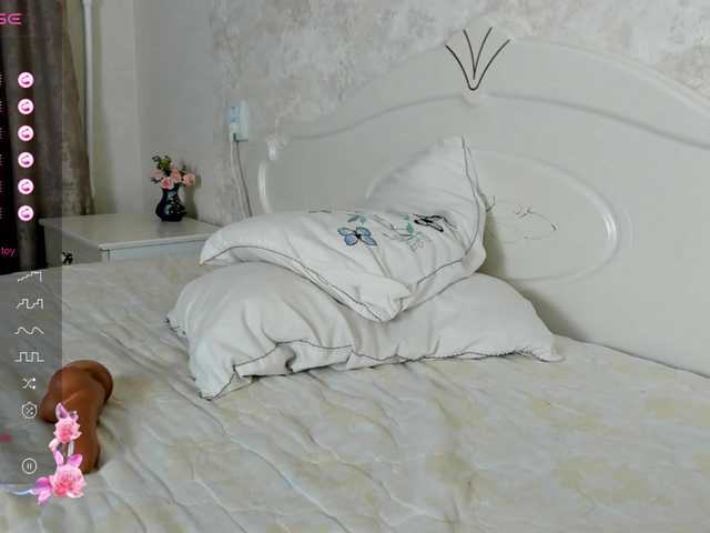 asianpussy01's BongaCams show and profile