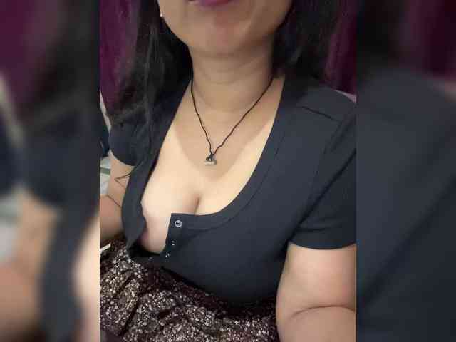 Athiya08 webcam