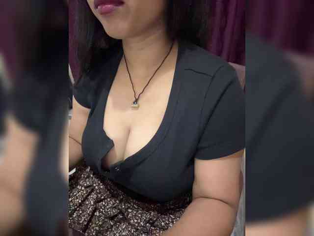Athiya08 webcam