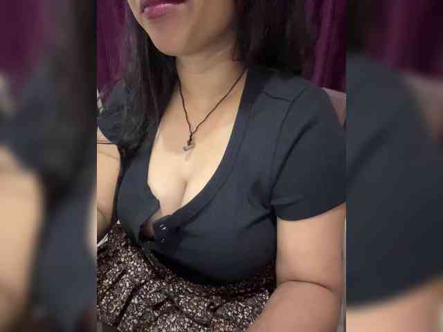 Athiya08 webcam