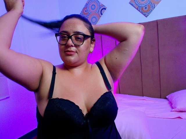  AndiiLuv chat room