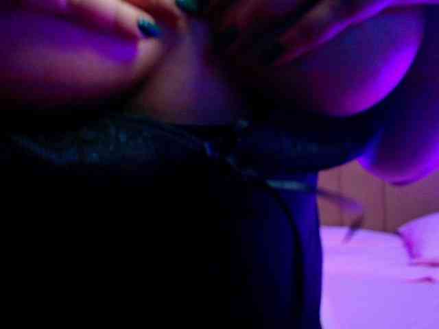 AndiiLuv webcam