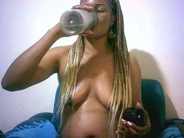 queenc001 webcam