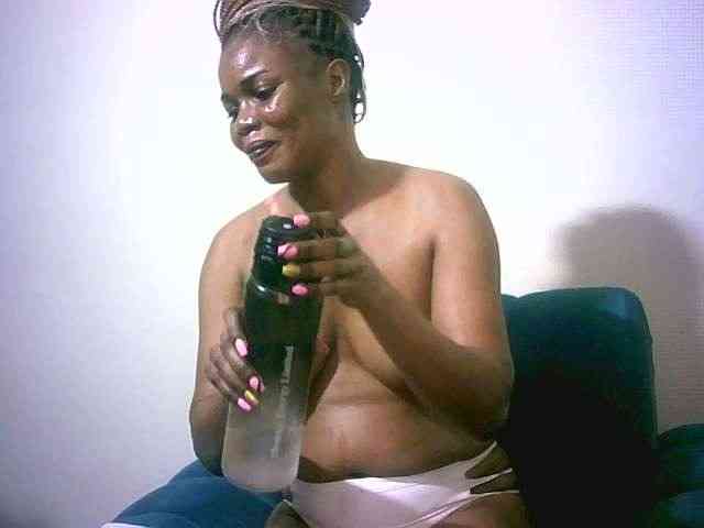 queenc001 webcam