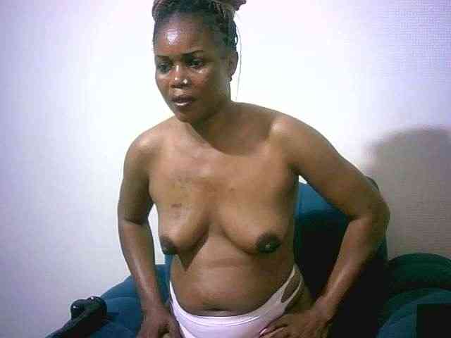 queenc001 webcam