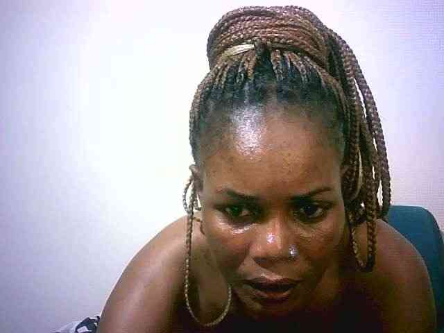queenc001 webcam