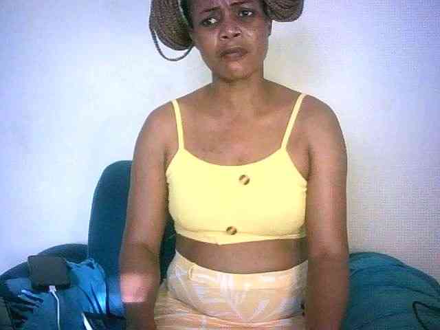 queenc001 webcam