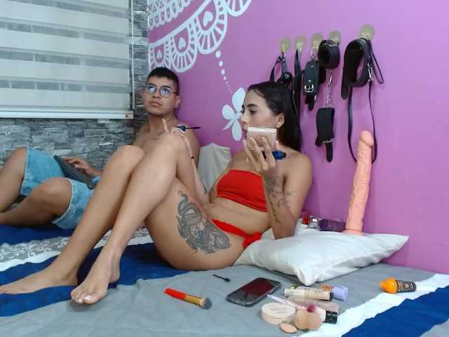 Wild-RoomXxX's BongaCams show and profile