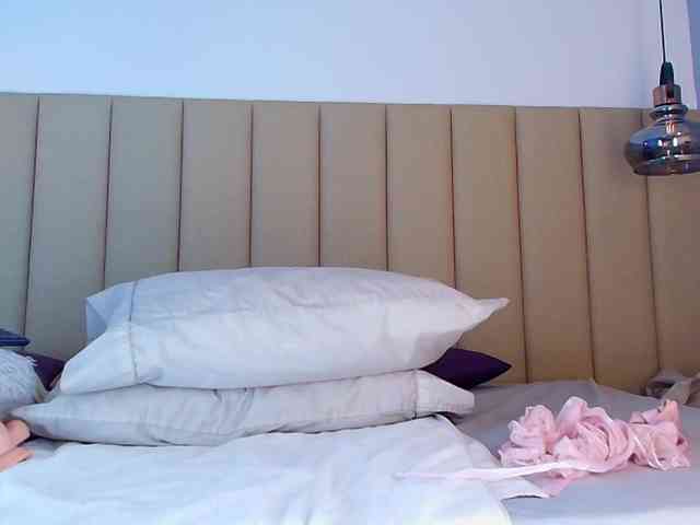 Elamonroe webcam