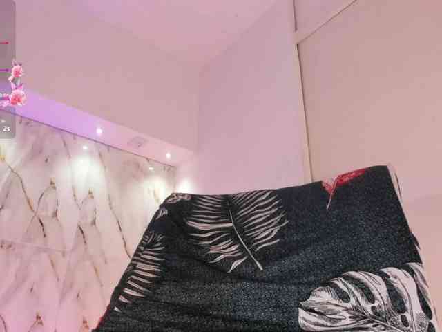 ColetteRousseau Live Webcam on BongaCams