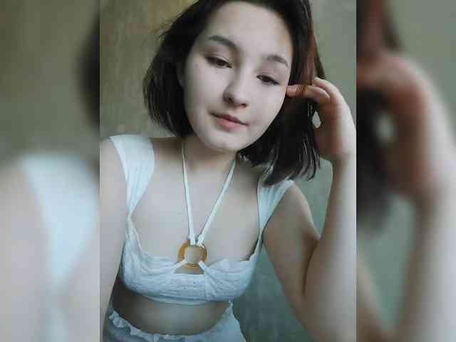 AliceAngell webcam