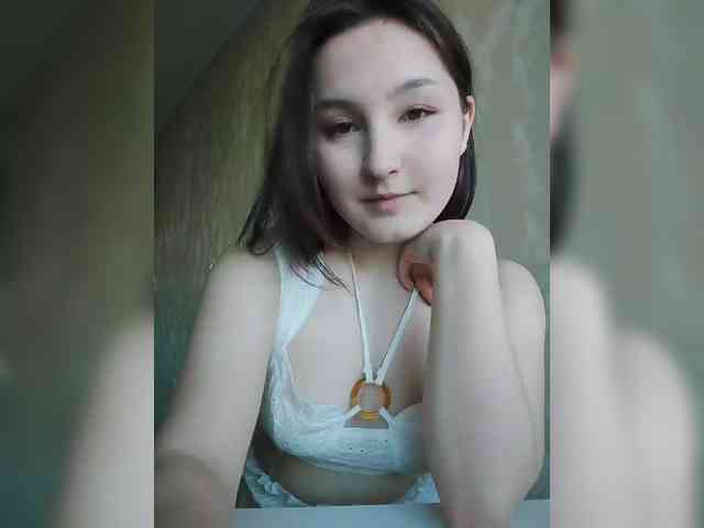 AliceAngell webcam