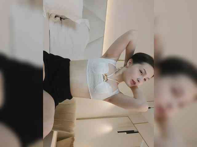 AliceAngell webcam
