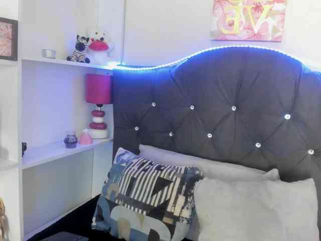 brittanysweet webcam
