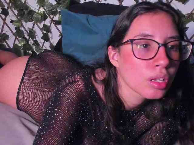 CoralineSanchez webcam
