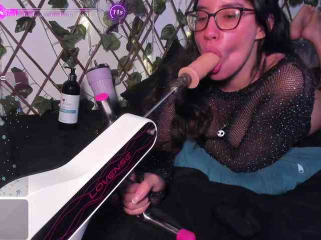 CoralineSanchez webcam