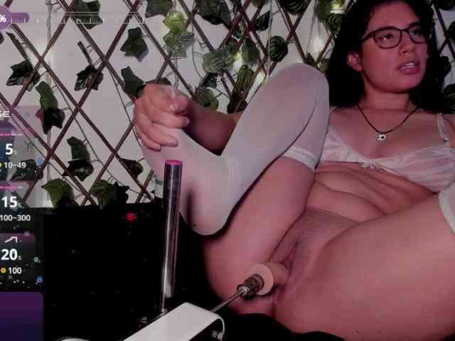 CoralineSanchez webcam