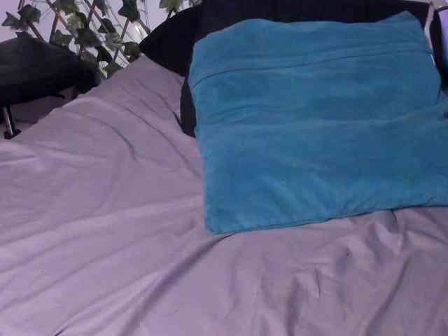 CoralineSanchez webcam