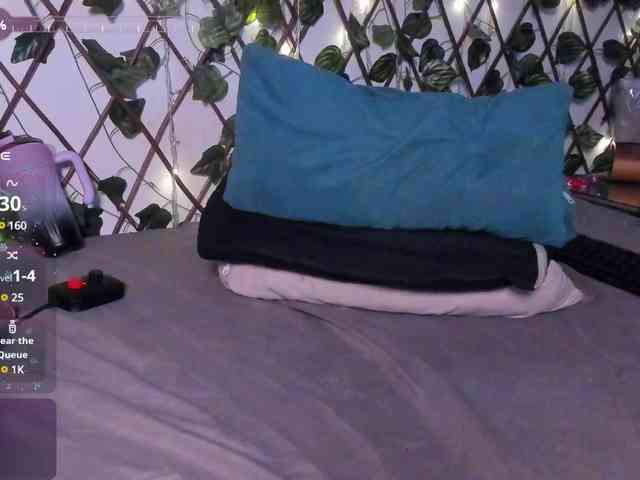 CoralineSanchez webcam