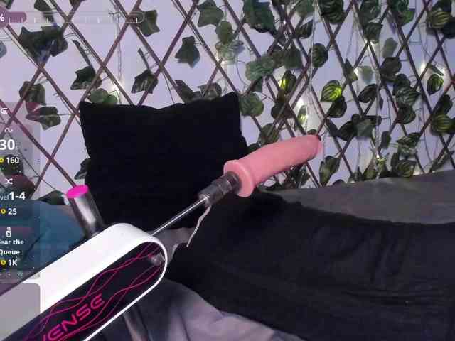 CoralineSanchez webcam