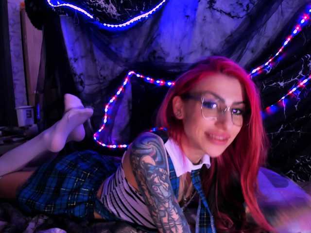 KillerWitch's BongaCams show and profile