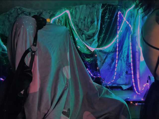 KillerWitch's BongaCams show and profile