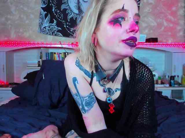 Aru-k0t0 webcam