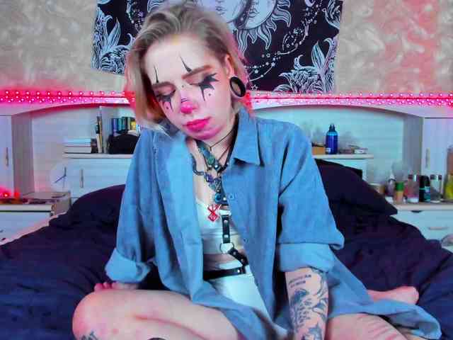 Aru-k0t0 webcam