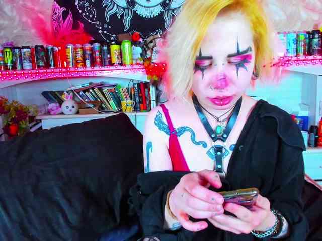 Aru-k0t0 webcam