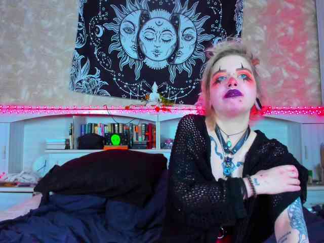 Aru-k0t0 webcam