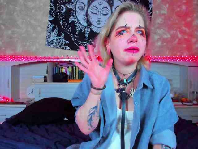 Aru-k0t0 webcam