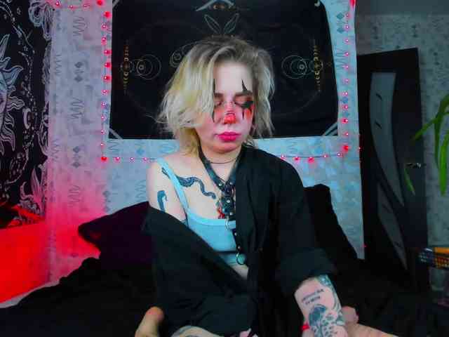 Aru-k0t0 webcam