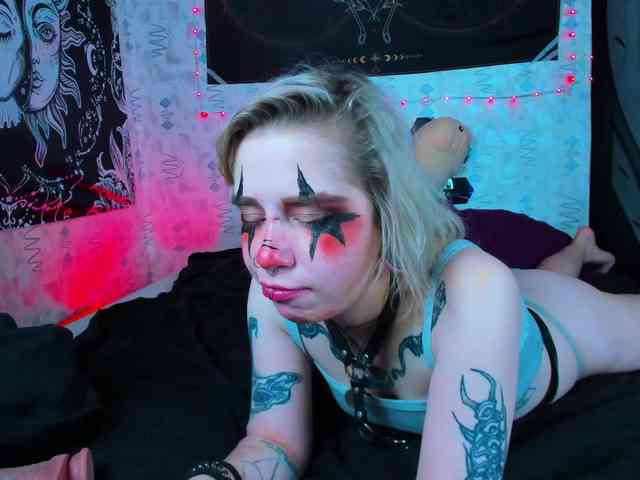 Aru-k0t0 webcam