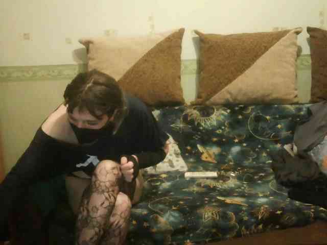 Dzoniy Live Webcam on BongaCams