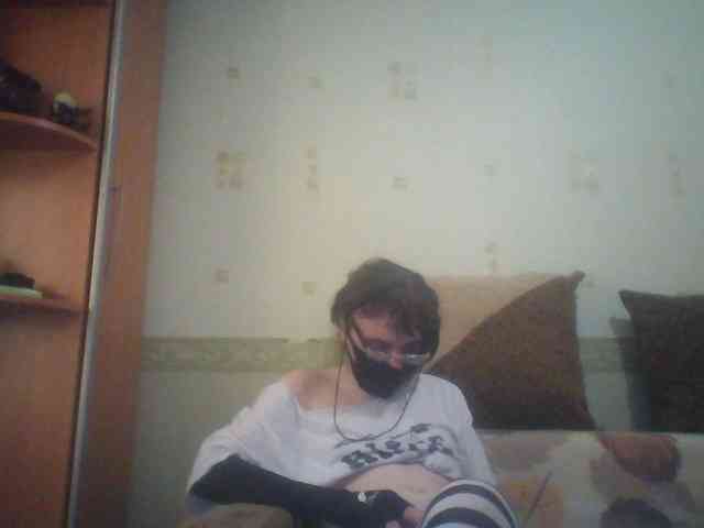 Dzoniy Live Webcam on BongaCams