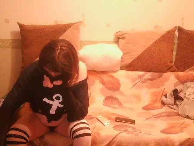 Dzoniy Live Webcam on BongaCams