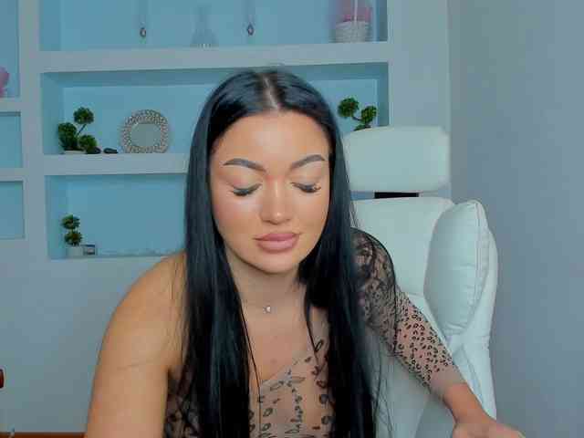 JuicyJulie webcam