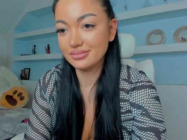 JuicyJulie webcam