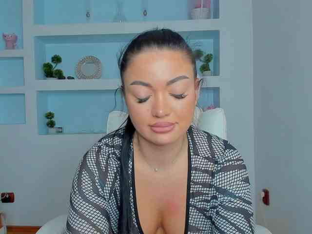 JuicyJulie webcam