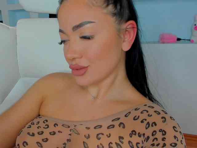 JuicyJulie webcam