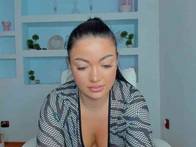 JuicyJulie webcam