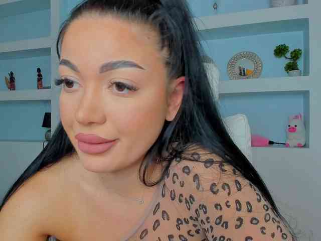 JuicyJulie webcam