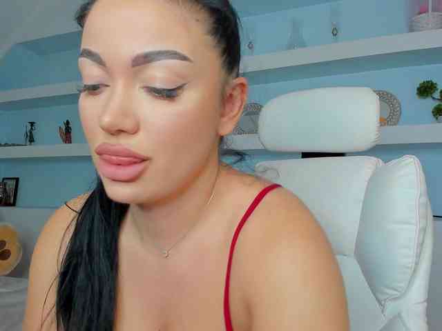 JuicyJulie webcam