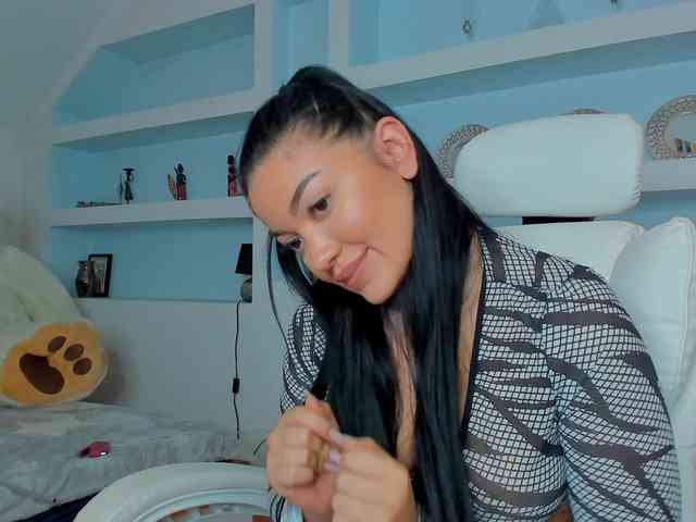 JuicyJulie webcam