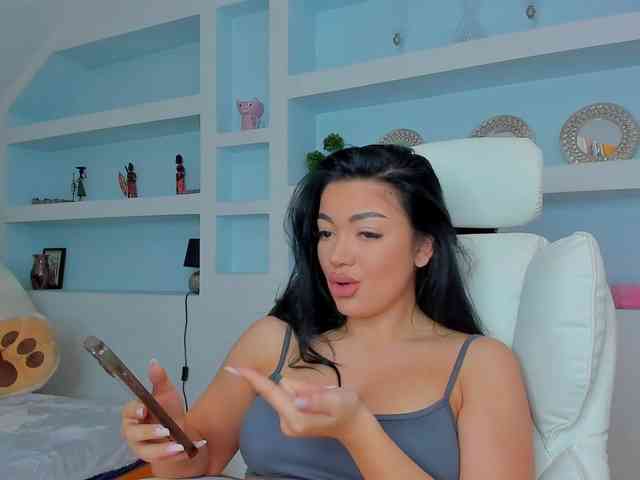JuicyJulie webcam