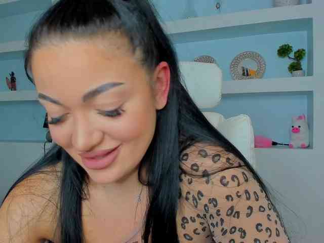 JuicyJulie webcam